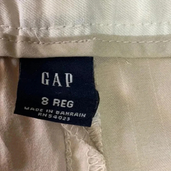 GAP - Picture 4 of 6